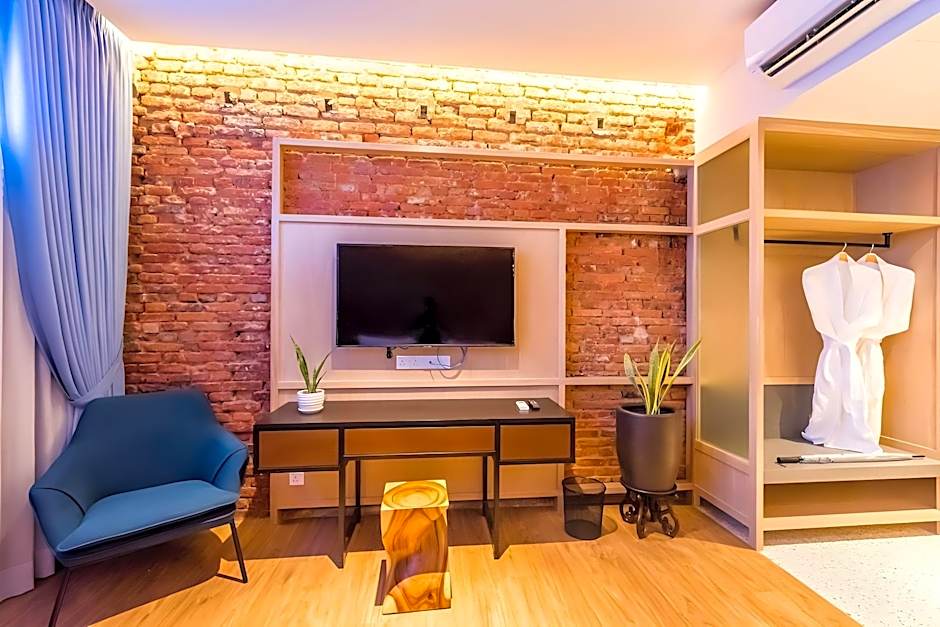 Tien Terrace Macalister