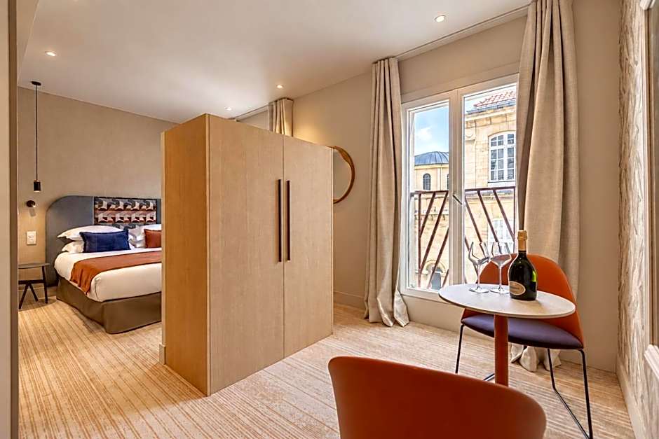 Suites FL By Sweett