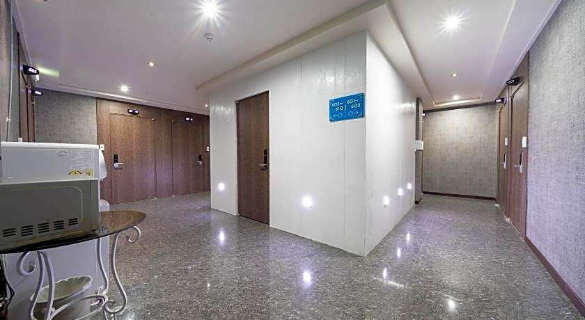 Suwon Galleria Hotel