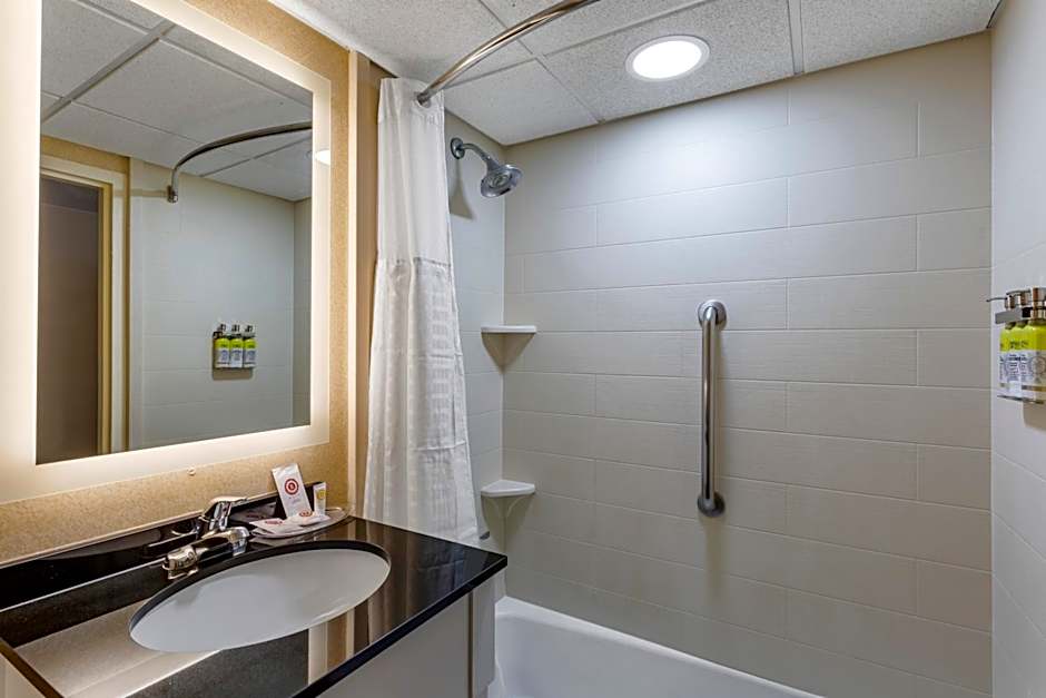 Comfort Inn Paramus - Hackensack