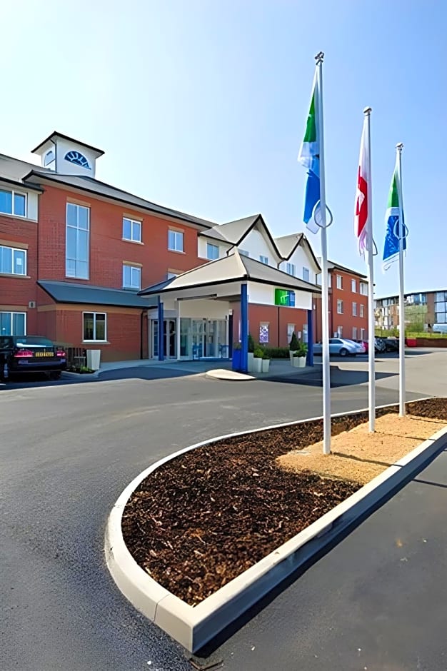 Holiday Inn Express London Gatwick Crawley By IHG
