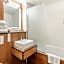Comfort Hotel Aeroport Lyon St Exupery