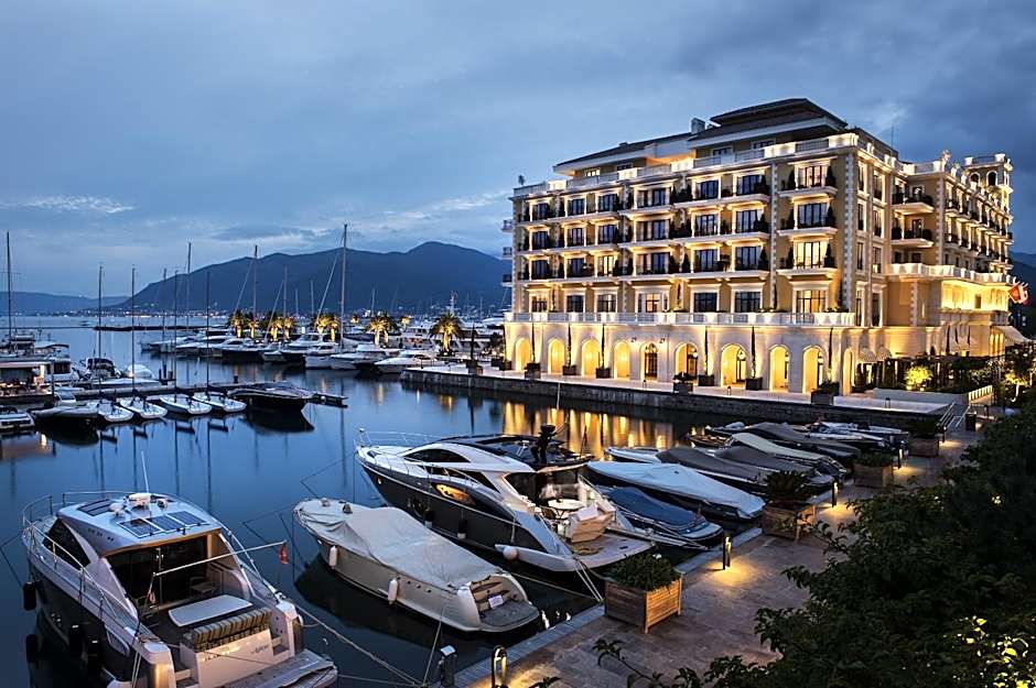 Regent Porto Montenegro By IHG