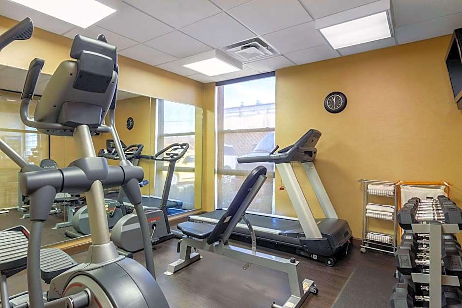 Comfort Inn & Suites LaGrange East