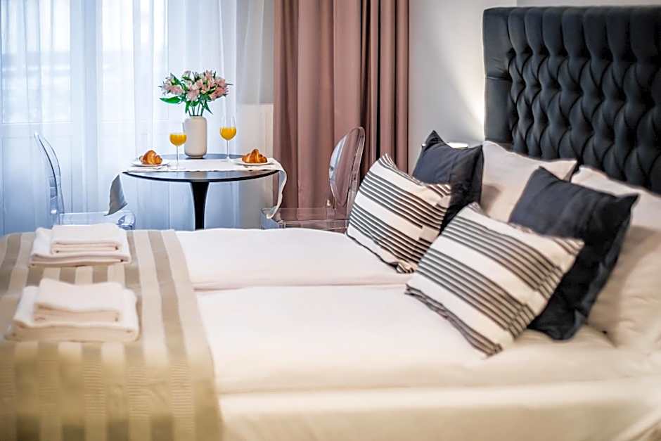 SERENITY Aparthotels - Old Town Poznan by Friendly Apartments