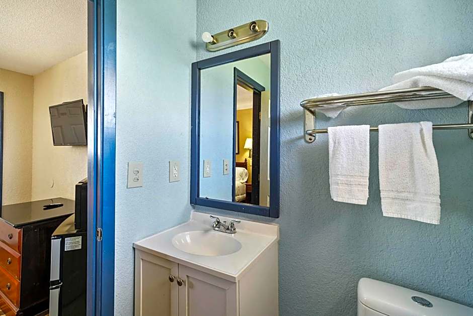 OYO Hotel Luling TX Downtown I-10/US-90