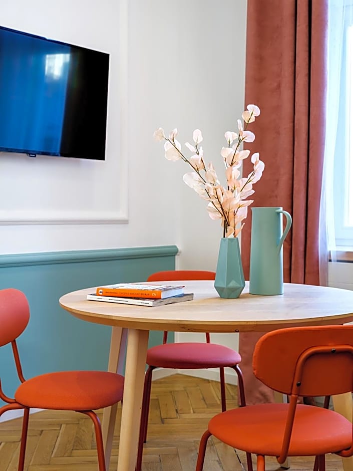 PlayRoom Aparthotel