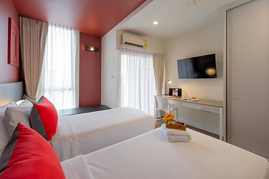 Blue Hippo Hotel