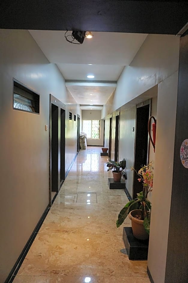 Hotel Kohinoor Plaza