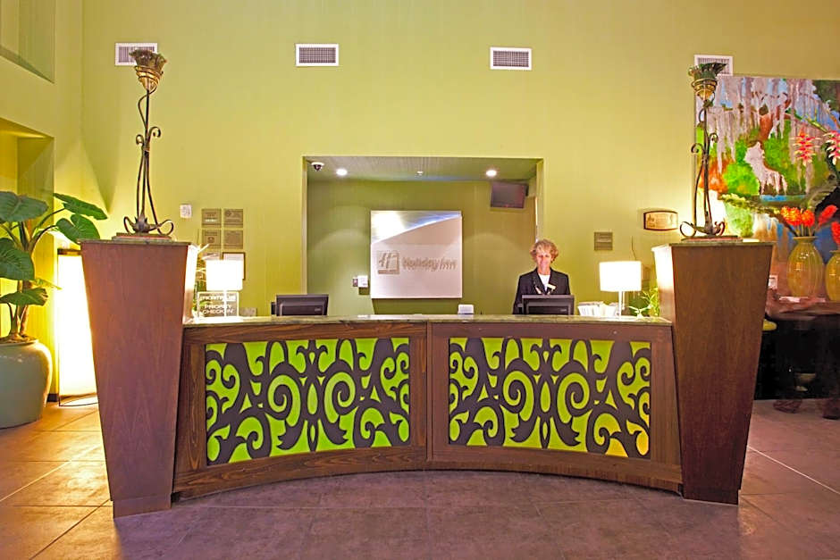 Holiday Inn & Suites Ocala Conference Center By IHG