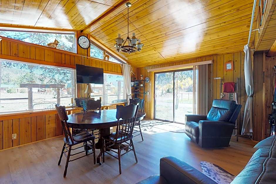 Happy Place Cabin