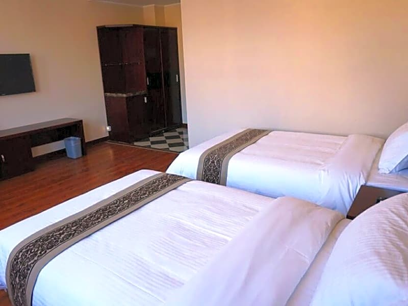 GreenTree Inn Liaoyuan Zhongkang Street Longjihuadian Business Hotel