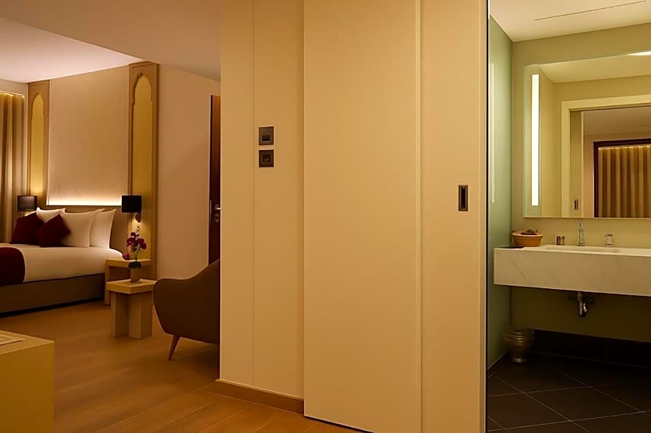Falaj Daris Hotel