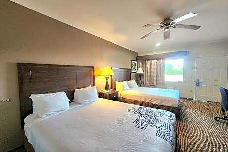 2 Queen Beds, Studio Suite, Non-Smoking