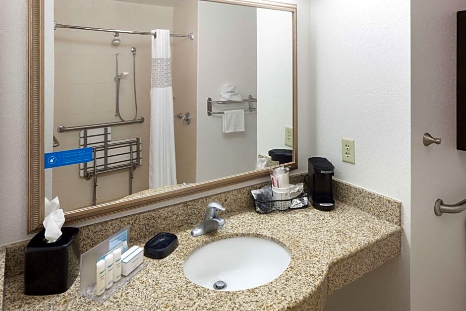 Hampton Inn By Hilton & Suites Gainesville-Downtown