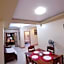 Manora Apartments and Guest House