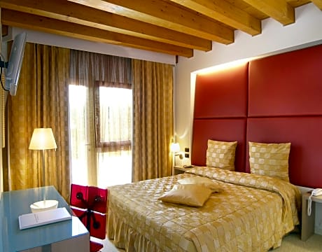 Superior Queen Room