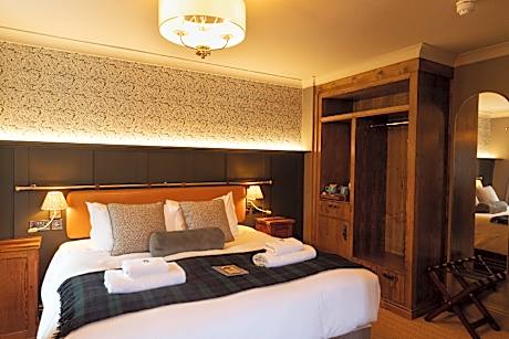 King-Superking-Ensuite with Bath