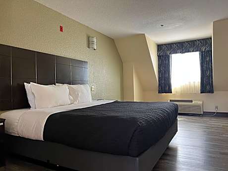 King Room with Mountain View