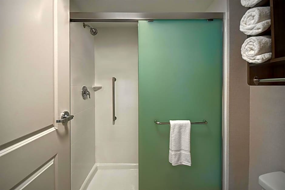 Homewood Suites by Hilton Orlando at FLAMINGO CROSSINGS Town Center