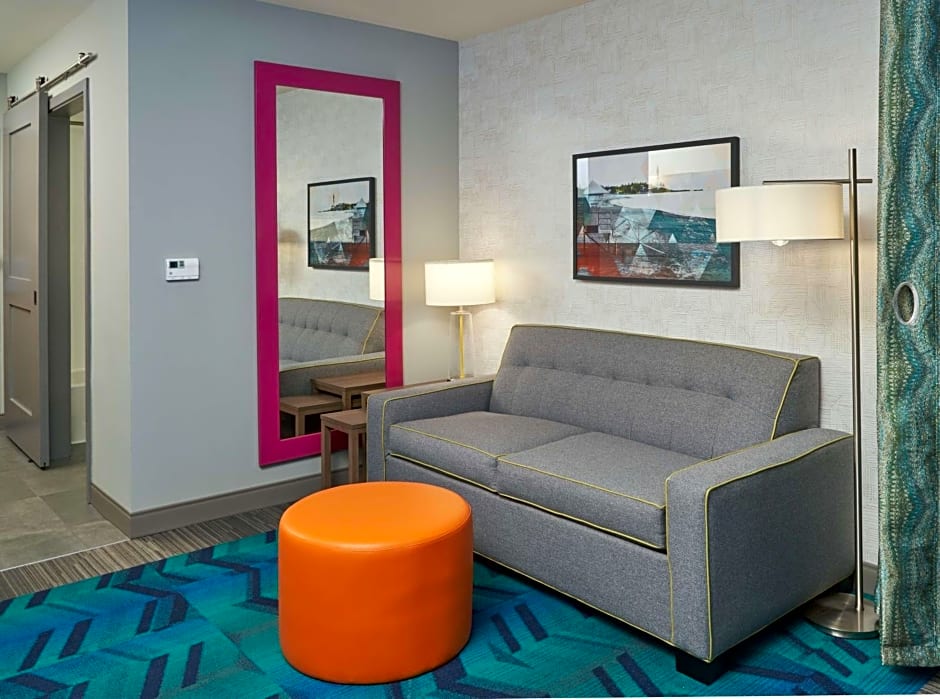 Home2 Suites by Hilton Pompano Beach Pier, FL