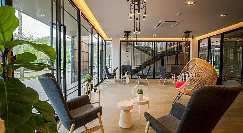 The Gallery Hotel Naiharn