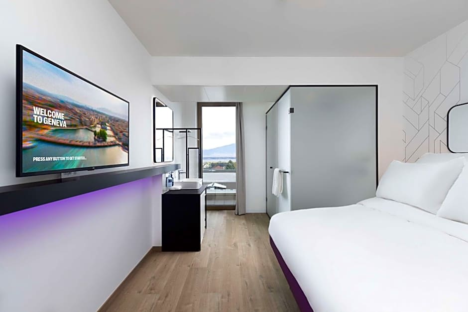 YOTEL Geneva Lake