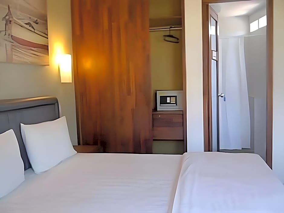 Kuta Legian Inn