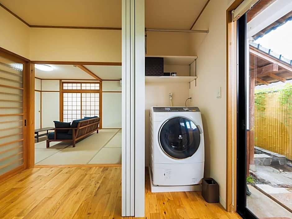 Yufuin Hanarenoyado Yukagetsu