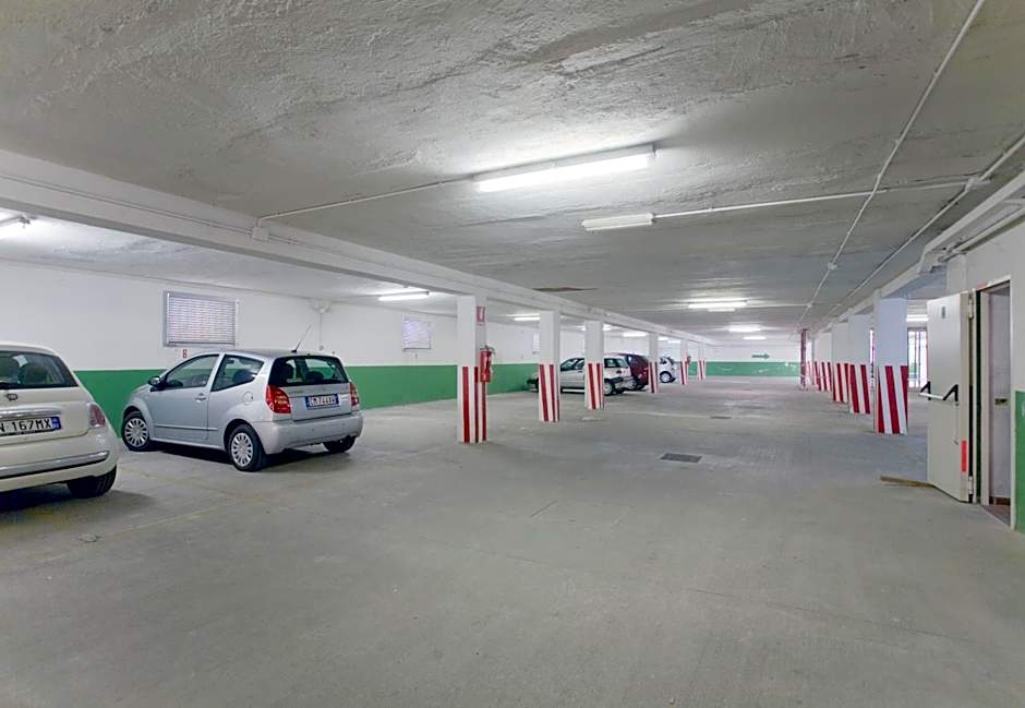 Regal Hotel & Residence