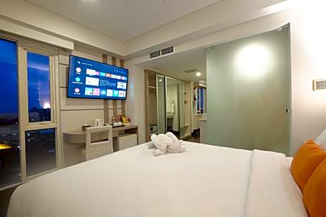 Lovely Day Suite Room