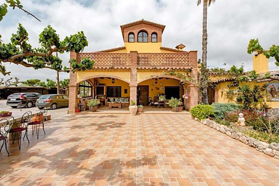 Masia Castellvi B&B