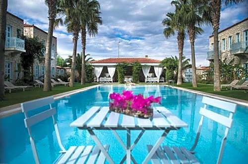 Manastir Alacati Hotel