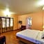 Hotel Blue Bird