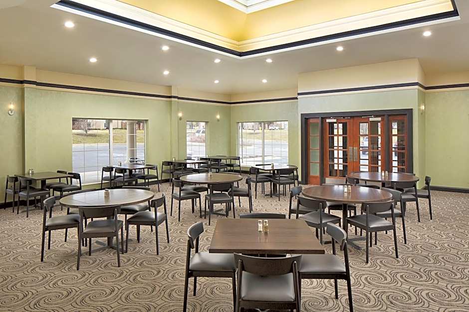 Holiday Inn Grand Rapids-Airport By IHG