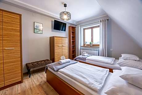 Apartment with Garden View