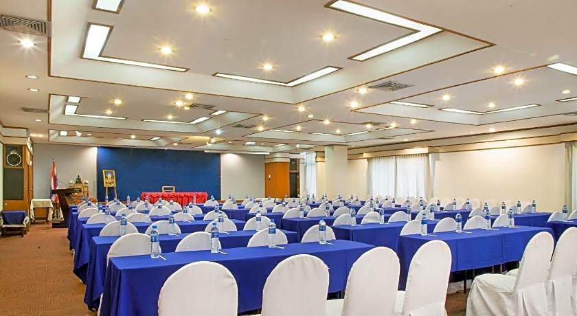 Phrae Nakara Hotel
