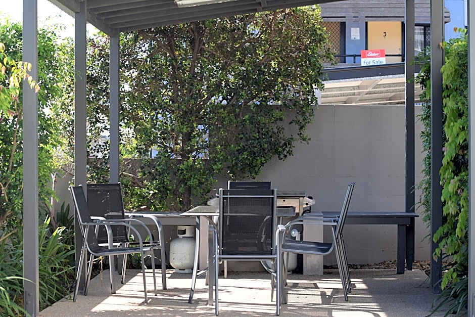 Gladstone Heights Executive Apartments