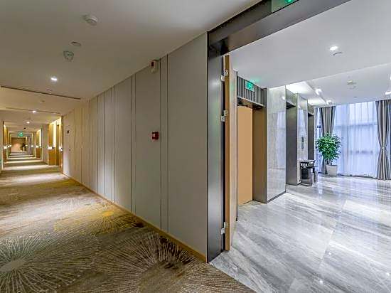Ningbo Bochen Man Yue Hotel