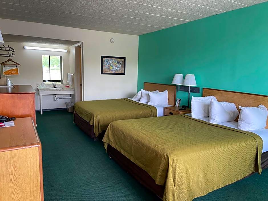 Horseshoe Curve Lodge
