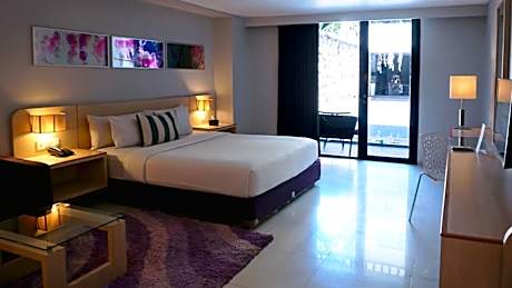 Premier Room