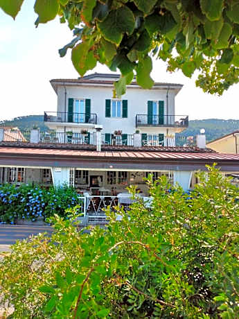 Hotel Garden Bocca di Magra