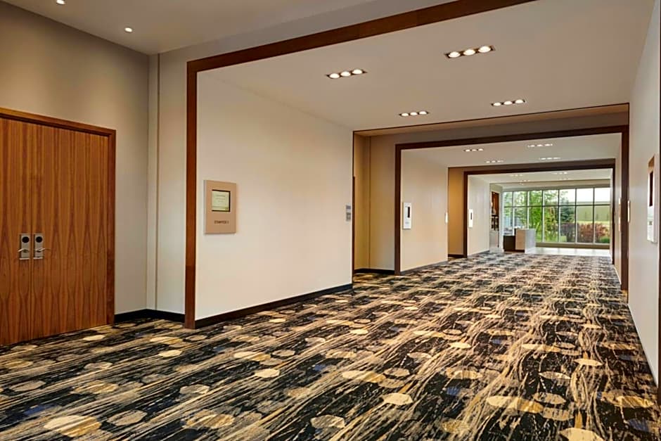 Residence Inn by Marriott Calgary Airport