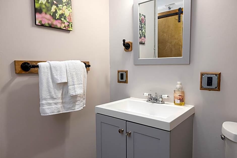 Hartwell Suites