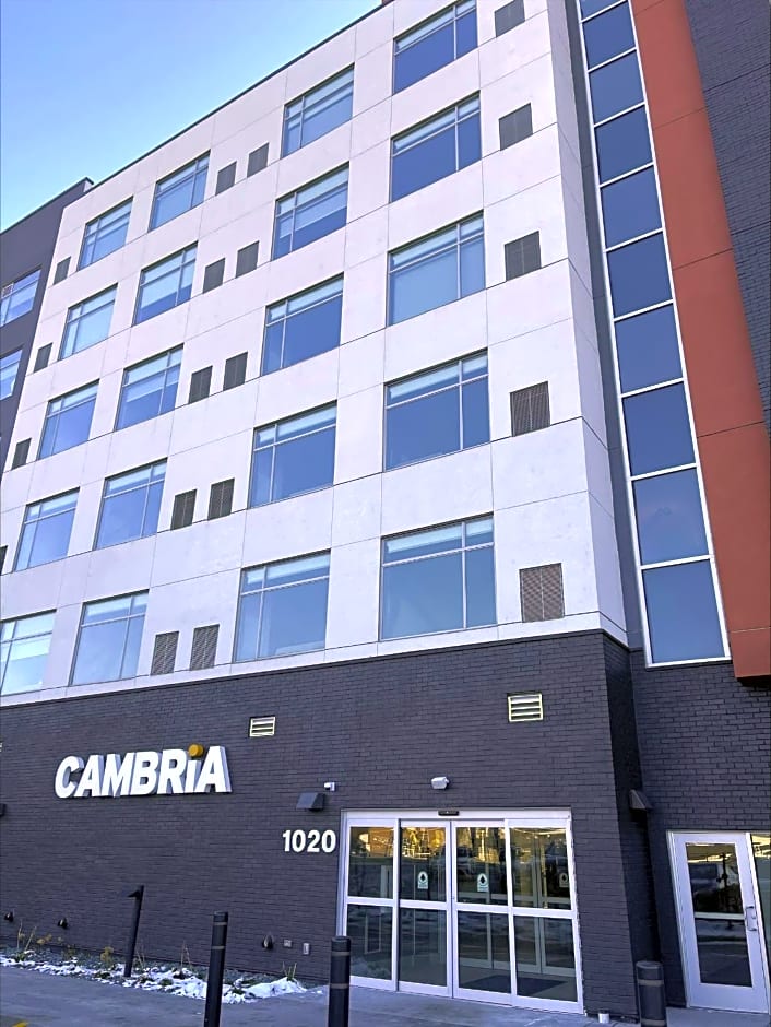 Cambria Hotel Minneapolis Downtown