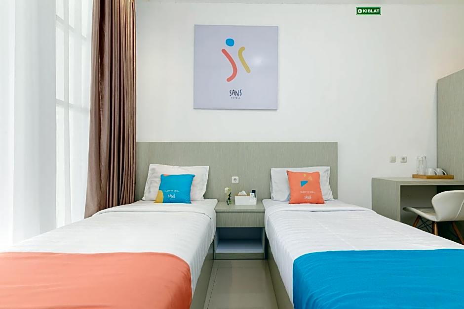 Sans Hotel La Vida Malang