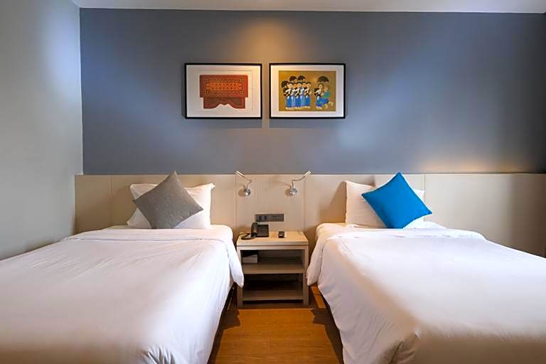 Le Cassia Hotel