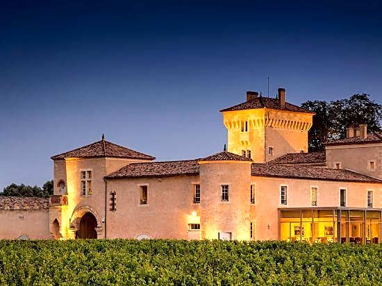 Chateau Lafaurie-Peyraguey Hotel & Restaurant LALIQUE