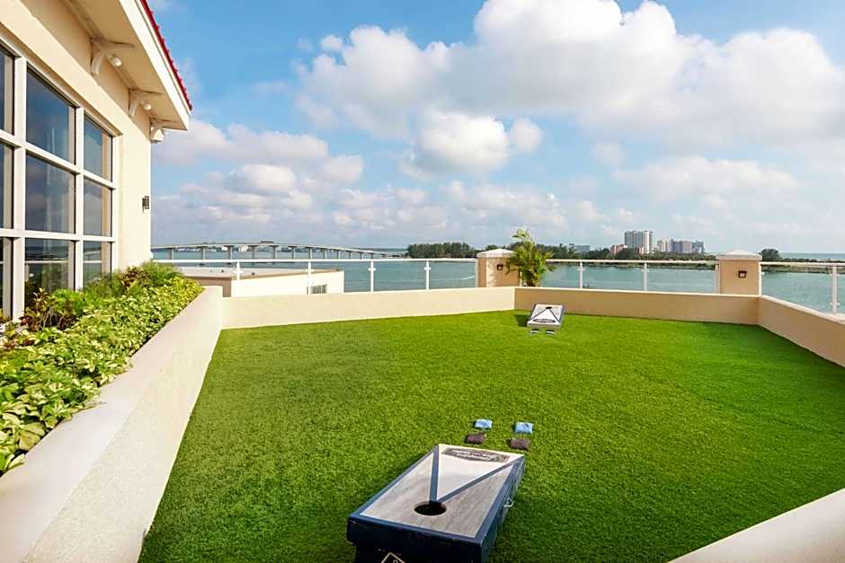 Hampton Inn By Hilton and Suites Clearwater Beach