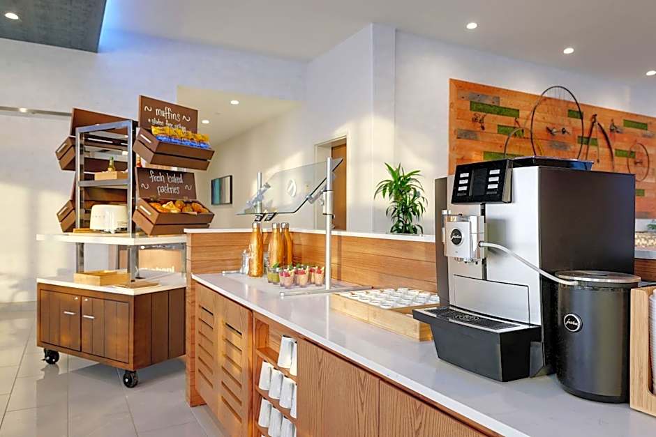 Element New York Wood Ridge